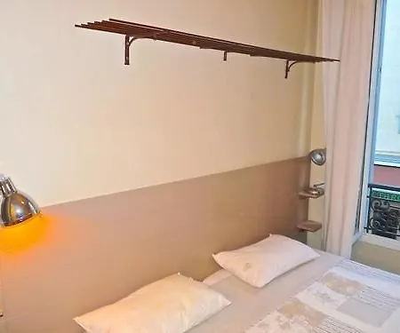 Apartment Meynadier Port