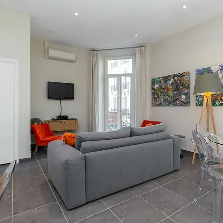 Meynadier Port Apartment *